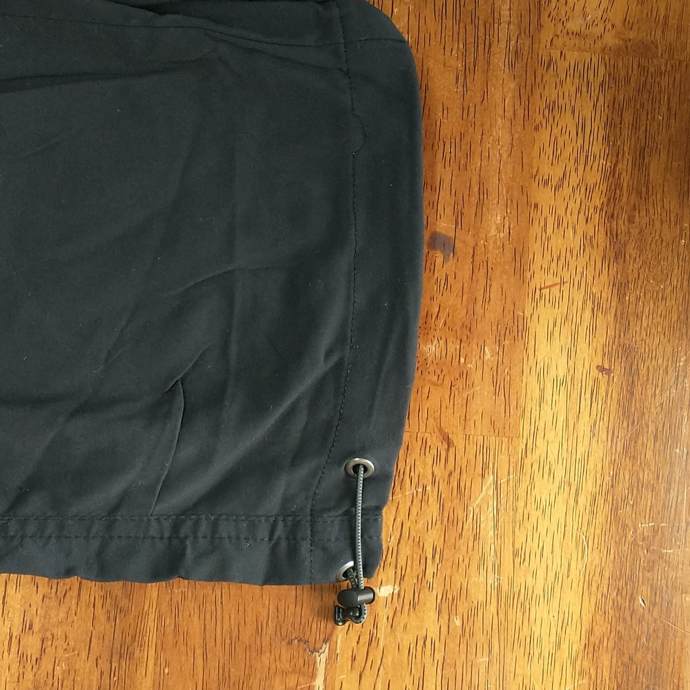 Columbia black capris - Picture 3 of 8